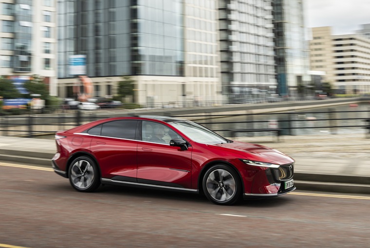 019-mazda6e-takumi-plus---soul-red-crystal---action_highres