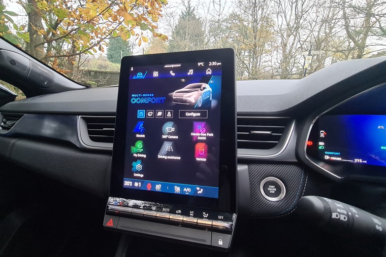 Renault Symbioz infotainment screen