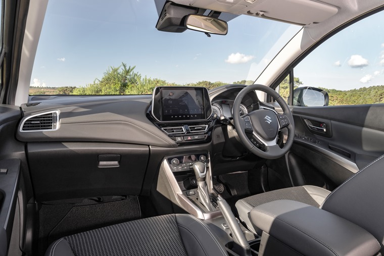 Suzuki S-Cross Hybrid 2022 interior