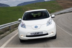 Nissan offers EV battery replacement for under &pound;5k