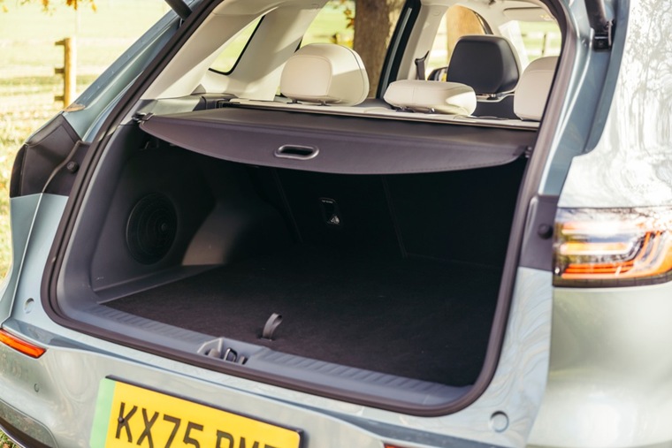 Geely EX5 boot open