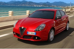 Alfa Romeo Quadrifoglio Verdes to come to market at the end of June