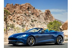 Daimler takes stake in Aston Martin in exchange for engines
