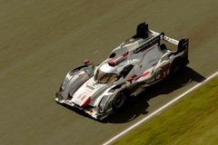 Audi&rsquo;s R18 e-tron hybrid wins Le Mans 24 Hours
