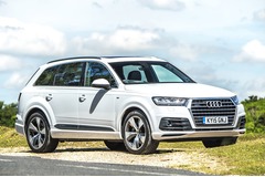 First Drive Review: Audi Q7 2016
