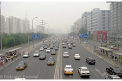China to extend electric car subsidies