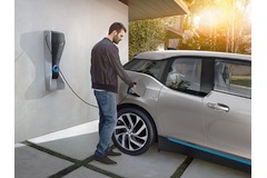 BMW teams with Schneider to install home charging for i3 supermini