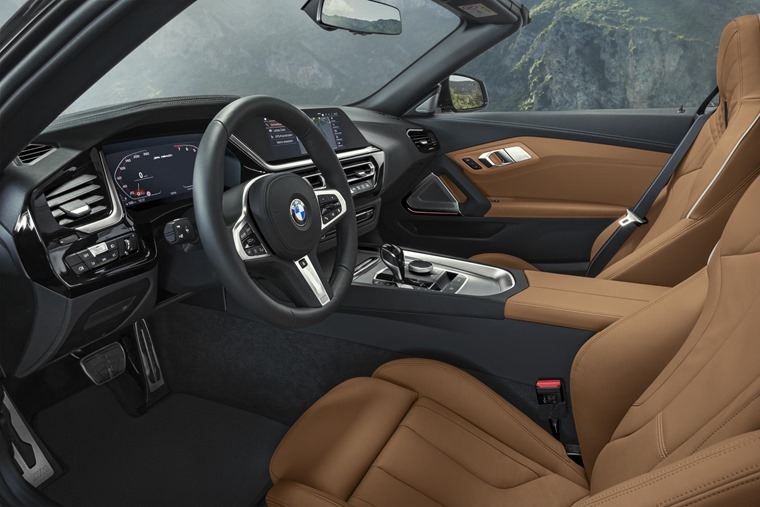 BMW Z4 2019 interior 1