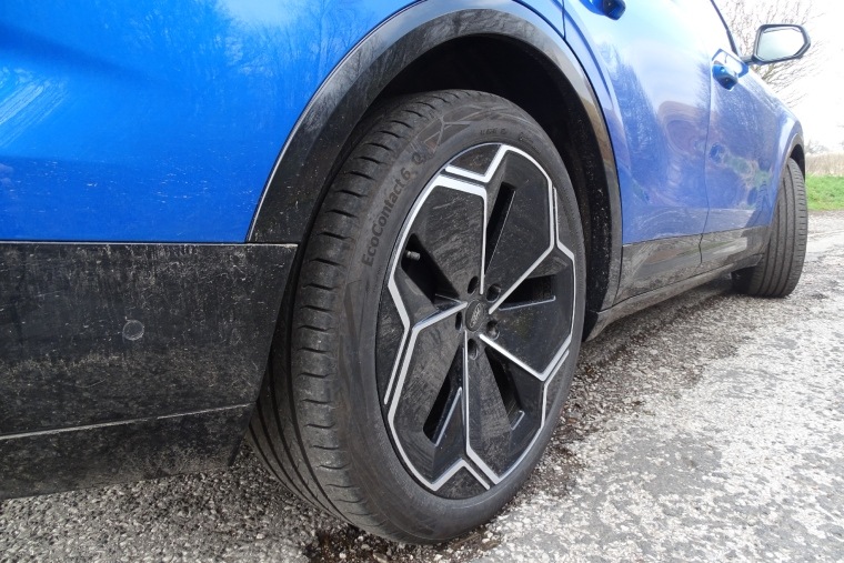 Ford Capri wheel detail, Blue My Mind, MY2025