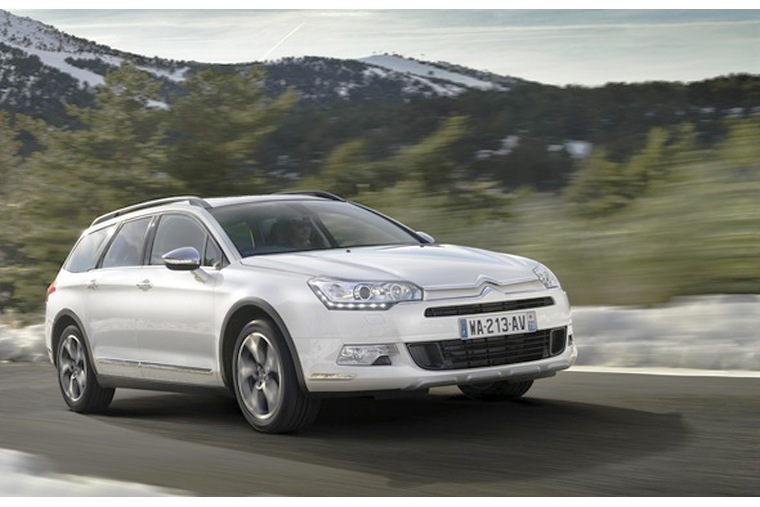 Citroen C5 CrossTourer heading for Geneva Citroen C5 CrossTourer heading for Geneva