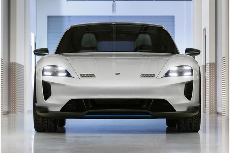 Porsche Mission E Cross Turismo concept revealed at Geneva