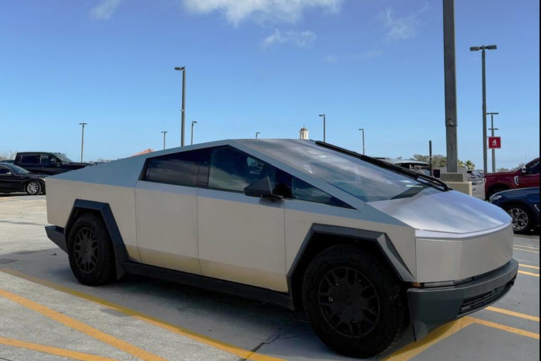 Leasing.com drives the Cybertruck: Would it ever work in the UK?