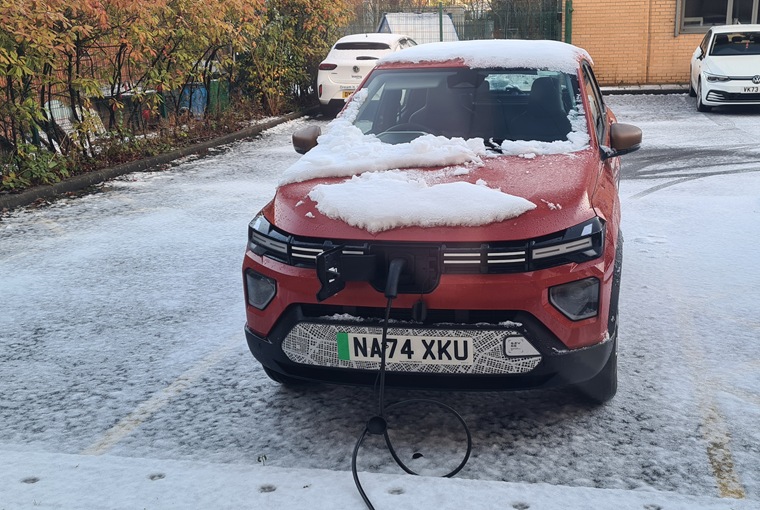 Dacia Spring snow 2