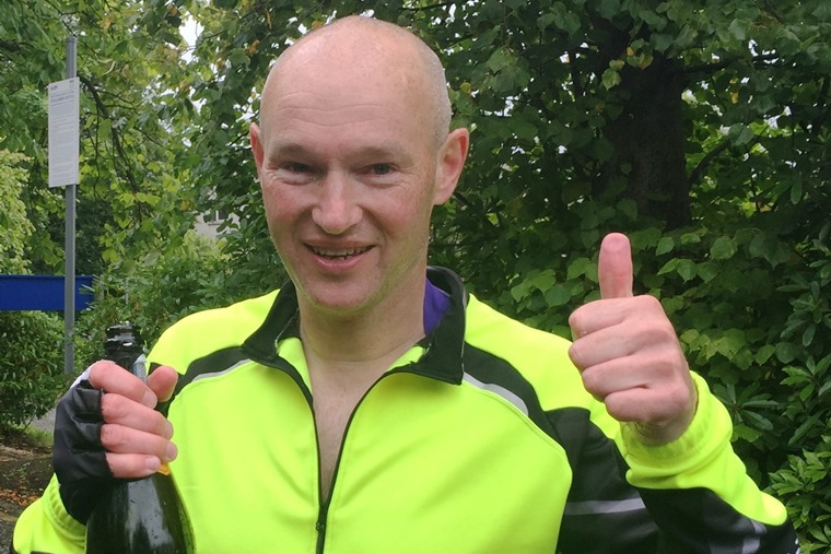 Fleet Alliance man&rsquo;s mega triathlon raises &pound;12k+ for cancer charity
