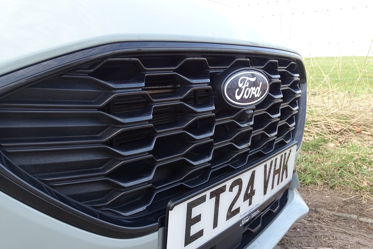 Ford Puma front grille