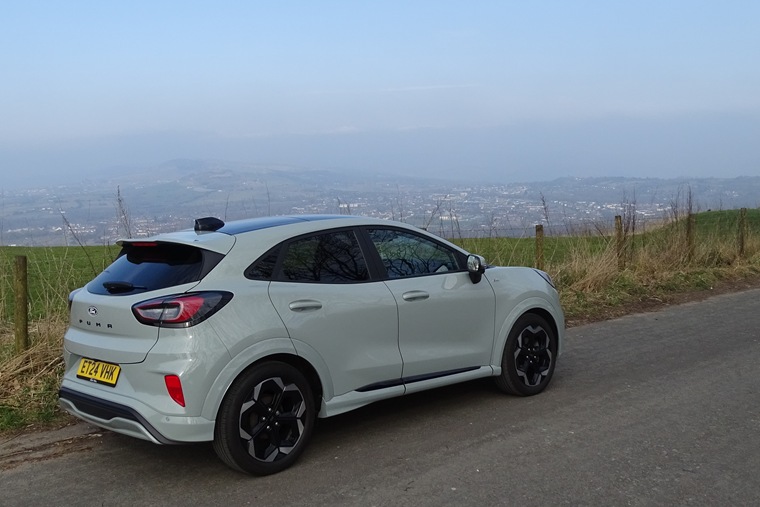Ford Puma rear hill