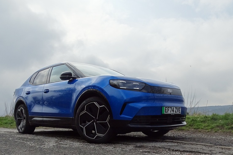Ford Capri front, Blue My Mind, MY2025