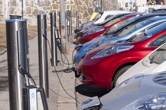 Plug-in vehicle uptake led by leasing companies in 2015