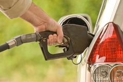 Lower fuel prices spark increased car usage in February