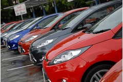 Greener car fleet hitting government coffers
