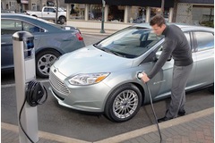 US ponders boost to EV tax credits