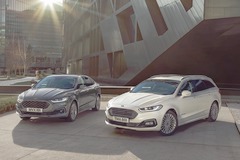 Ford Mondeo facelift revealed: Includes hybrid estate