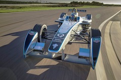 Electric car racing championship signs broadcast deal with ITV