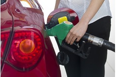 Supermarkets to publish live fuel prices after profiteering accusations