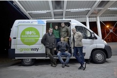 Electric van sets new record for distance travelled in one day