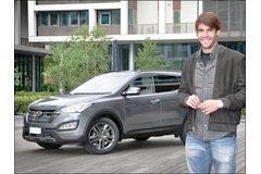 Ricardo Kak&aacute; eyes World Cup glory in Hyundai&rsquo;s Santa Fe
