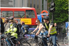 Banning lorries and more 20mph zones could make London cycling safer
