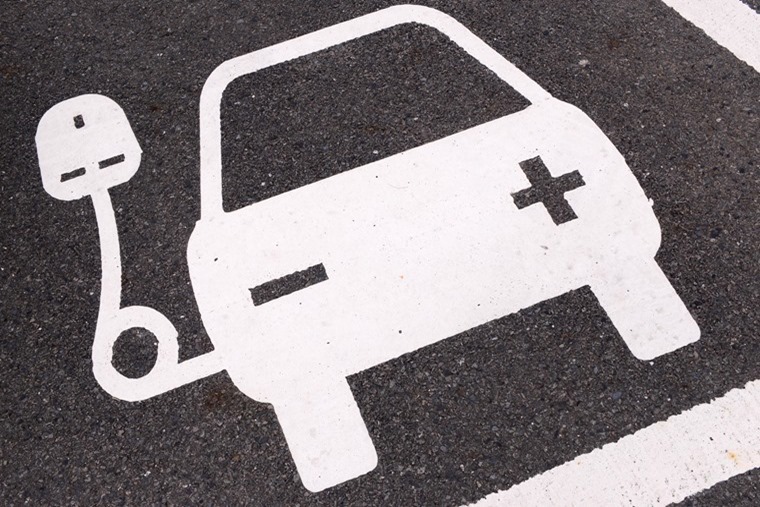 AA calls on government to scrap VAT on electric cars