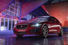 Jaguar reveals long-awaited XE saloon