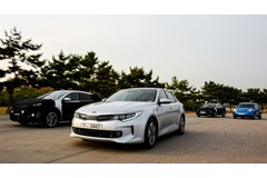 Kia aims to be green car leader by 2020 with new hydrogen and plug-in models
