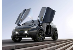Kia reveals Niro compact crossover
