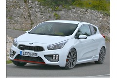Kia&rsquo;s performance pro_cee&rsquo;d GT goes on sale