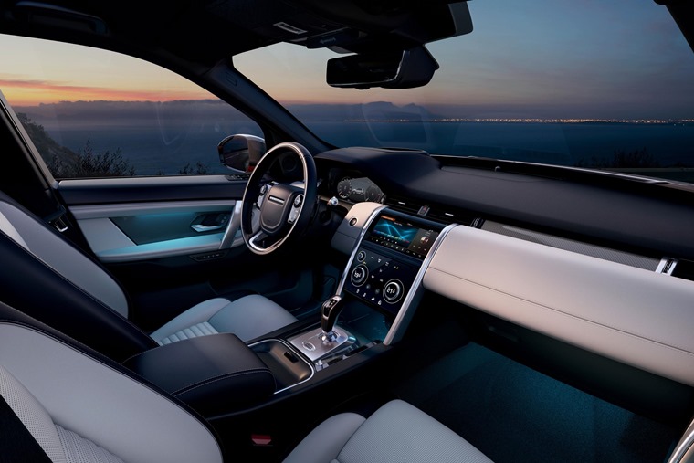 Land Rover Discovery Sport 2019 interior