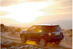 Land Rover Freelander helps Born Free save the tiger