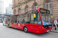 London to trial wireless recharging plug-in hybrid buses