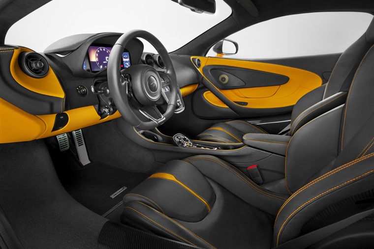 McLaren 570S Coupe 2016 interior