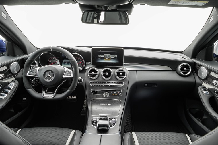 Mercedes-Benz C63 saloon 2015 cabin