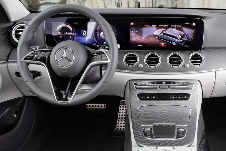 Mercedes-Benz E-Class 2020 infotainment