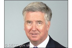 Government calls on businesses to help cut red tape