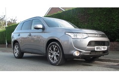 Review: Mitsubishi Outlander 2013 &ndash; does the rugged SUV have enough to keep the Korean competition quiet?