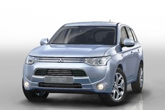 Mitsubishi Outlander PHEV goes on sale