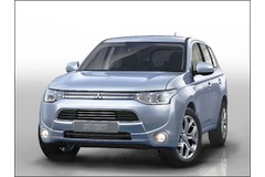Mitsubishi Outlander Plug-in Hybrid coming to UK March 2014
