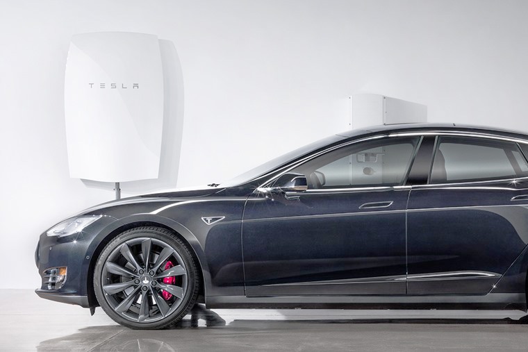 Tesla to sell batteries that power your home and business Tesla to sell batteries that power your home and business