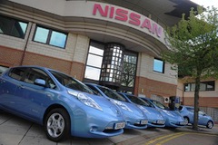 Nissan LEAF cars take part in EV energy use trial