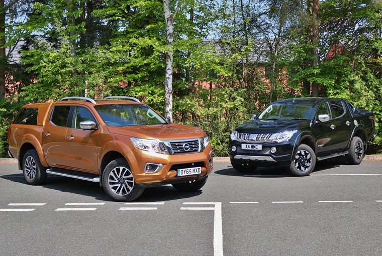 Nissan Navara v Mitsubishi L200 Front Static