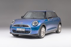 Mini Cooper 5 Door revealed in full